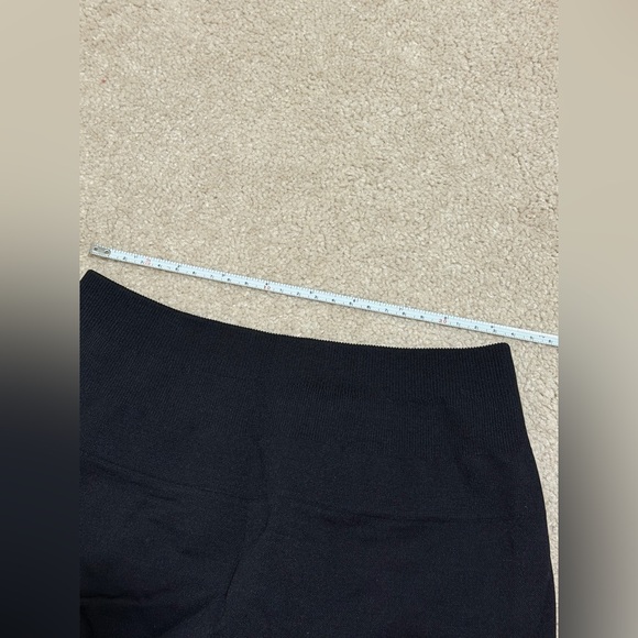 Alphalete Ozone Seamless Black Bike Shorts - Picture 5 of 7